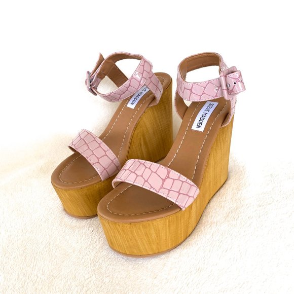 Steve Madden Pink Croc-Embossed Wedges - Picture 2 of 6